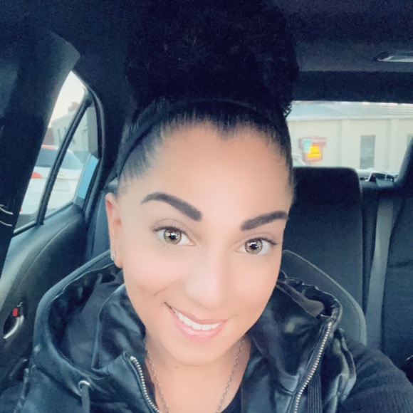 Meet your Posher, Lorin - Picture 1 of 1